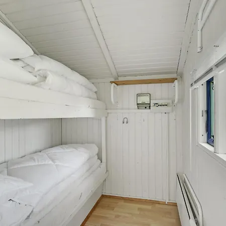 1 Bedroom Beautiful In